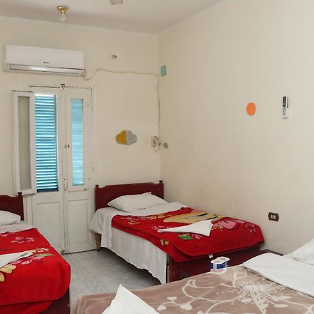 Sweet Hostel Luxor Esterno foto